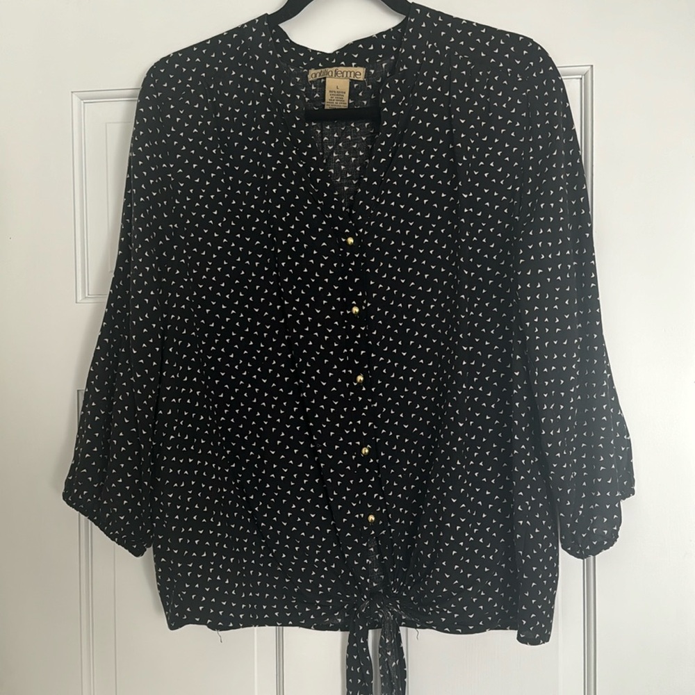 Black and White Blouse!